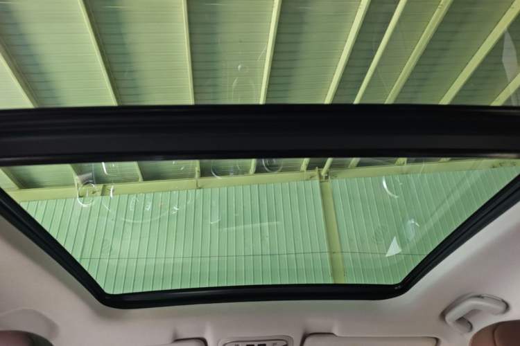 Used Wey VV6 2018 2.0T Four-Wheel Drive Ultra-Luxury Version China V Standard Headliner
