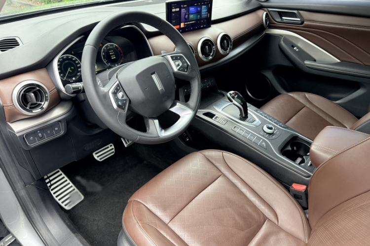 Used Wey VV6 2018 2.0T Four-Wheel Drive Flagship Version China V Standard Interior 1