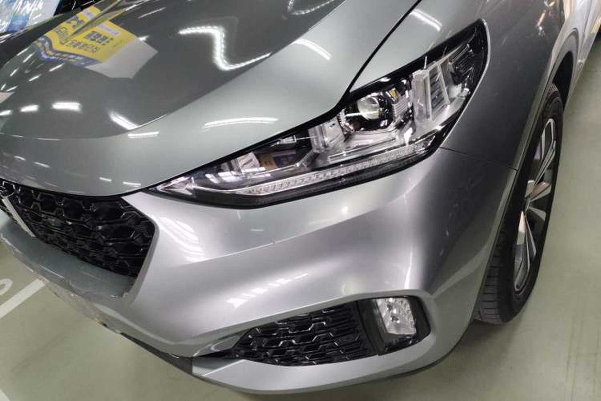 Used Wey VV6 2018 2.0T Two-Wheel-Drive Ultra-Luxury Version China V Standard Left Front Headlight