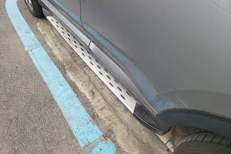 Used Wey VV6 2018 2.0T Two-Wheel Drive Flagship Version China V Standard Left Side Sill