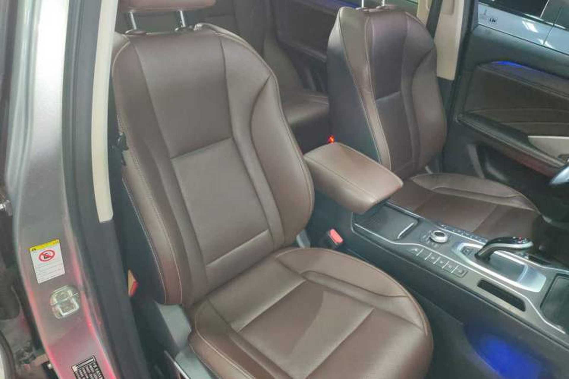 Used Wey VV6 2018 2.0T Two-Wheel-Drive Ultra-Luxury Version China V Standard Right Front Seat