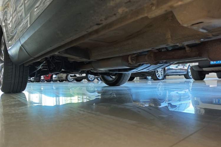 Used Wey VV6 2018 2.0T Four-Wheel Drive Ultra-Luxury Version China V Standard Right Side Sill