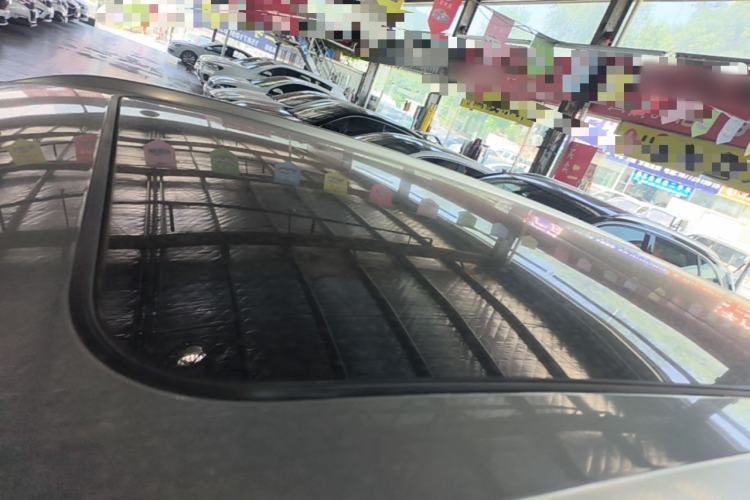 Used Wey VV6 2018 2.0T Two-Wheel-Drive Ultra-Luxury Version China V Standard Roof