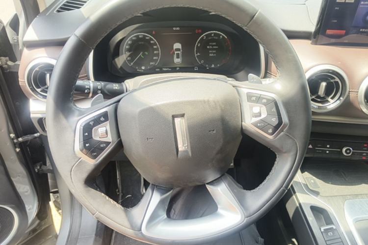 Used Wey VV6 2018 2.0T Four-Wheel Drive Flagship Version China V Standard Steering Wheel