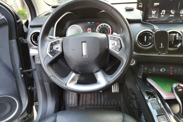 Used Wey VV6 2018 2.0T Two-Wheel Drive Flagship Version China V Standard Steering Wheel