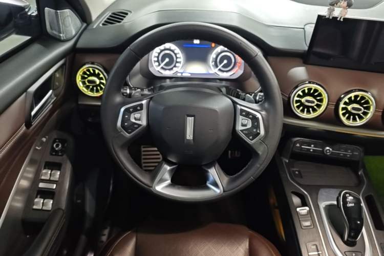 Used Wey VV6 2018 2.0T Two-Wheel Drive Flagship Version China V Standard Steering Wheel