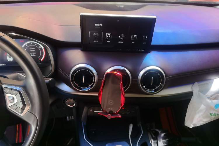 Used Wey VV6 2018 2.0T Two-Wheel Drive Flagship Version China V Standard Audio And AC Panel