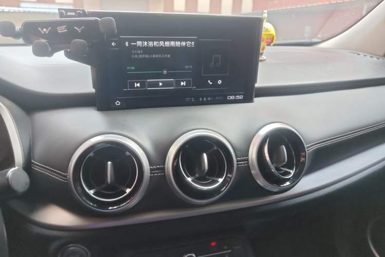 Used Wey VV6 2018 2.0T Two-Wheel Drive Flagship Version China V Standard Audio And AC Panel
