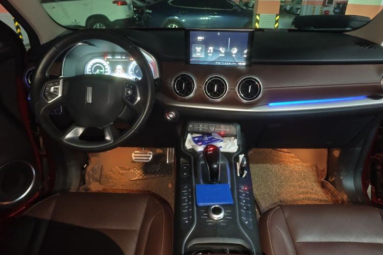 Used Wey VV6 2018 2.0T Two-Wheel-Drive Ultra-Luxury Version China V Standard Center Console