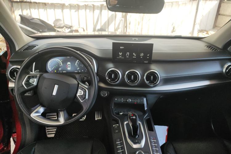Used Wey VV6 2018 2.0T Two-Wheel-Drive Ultra-Luxury Version China V Standard Center Console