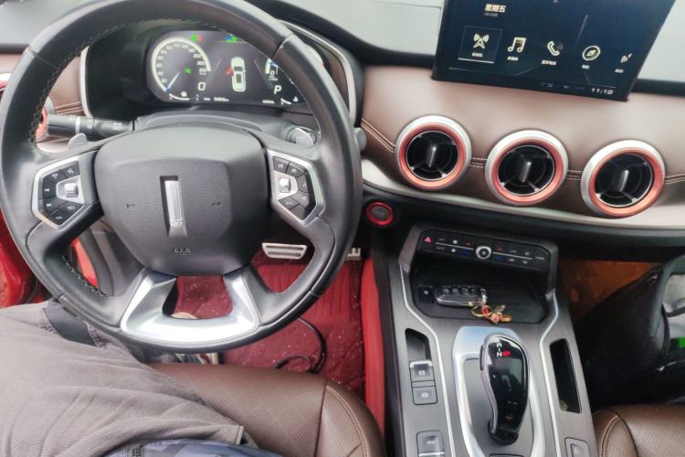 Used Wey VV6 2018 2.0T Two-Wheel-Drive Ultra-Luxury Version China V Standard Center Console