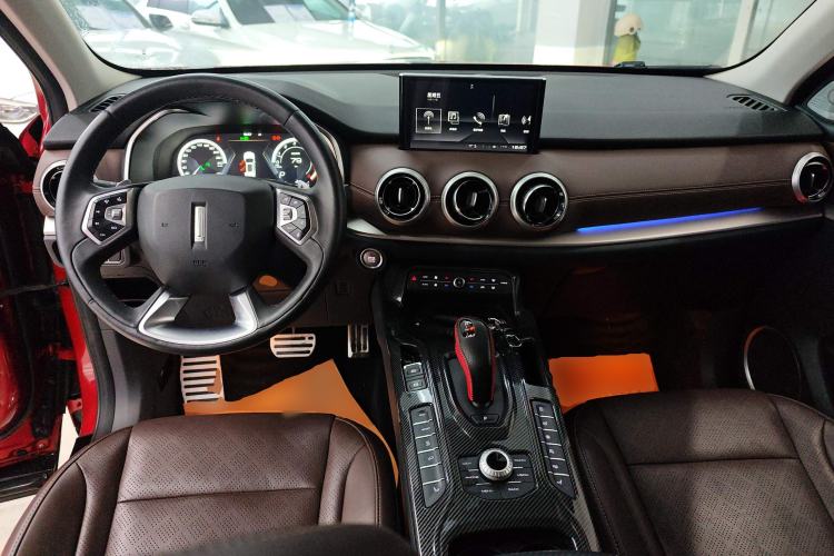 Used Wey VV6 2018 2.0T Two-Wheel Drive Flagship Version China V Standard Center Console