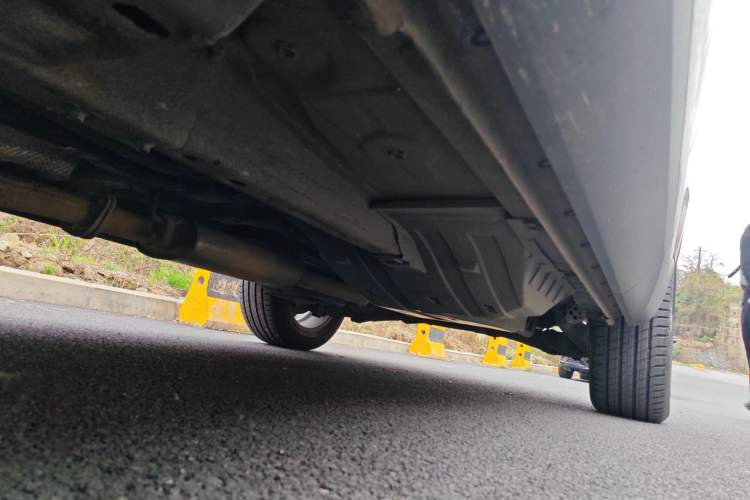 Used Wey VV6 2018 2.0T Two-Wheel Drive Flagship Version China V Standard Chassis Front Left