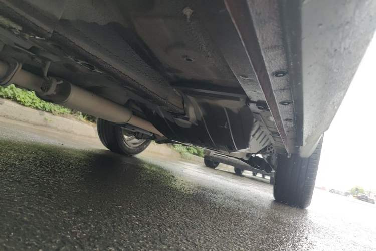 Used Wey VV6 2018 2.0T Two-Wheel Drive Flagship Version China V Standard Chassis Front Left