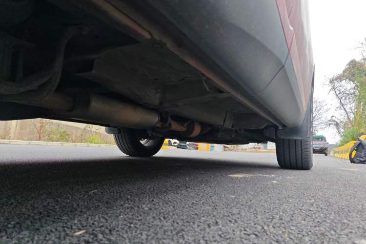 Used Wey VV6 2018 2.0T Two-Wheel Drive Flagship Version China V Standard Chassis Rear Right