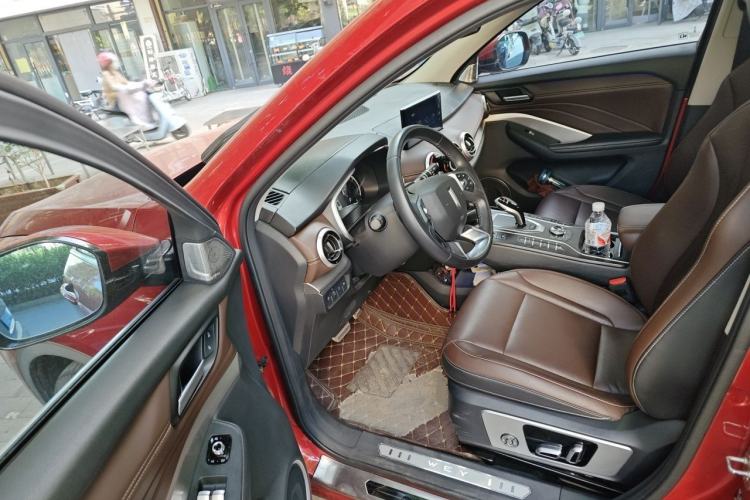 Used Wey VV6 2018 2.0T Two-Wheel-Drive Ultra-Luxury Version China V Standard Driver Seat