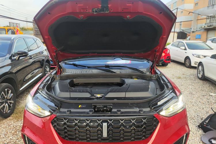 Used Wey VV6 2018 2.0T Two-Wheel Drive Flagship Version China V Standard Engine Bay