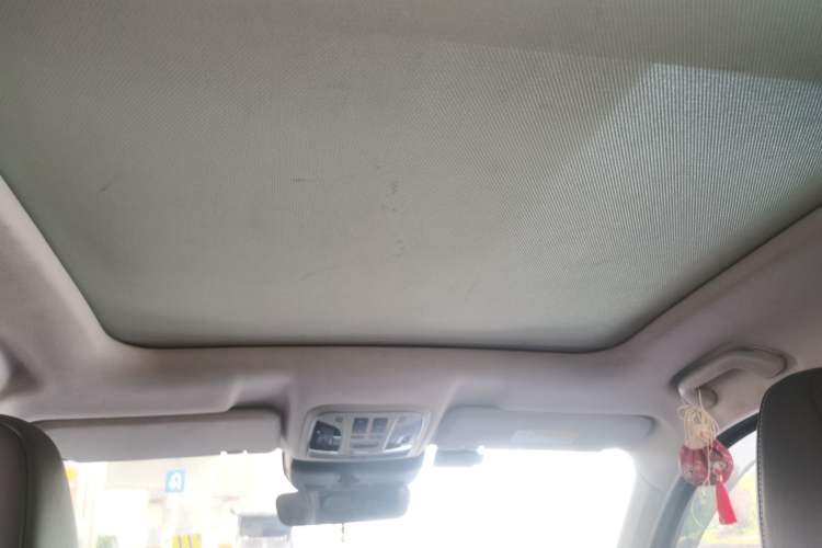 Used Wey VV6 2018 2.0T Two-Wheel-Drive Ultra-Luxury Version China V Standard Headliner