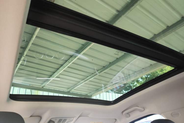 Used Wey VV6 2018 2.0T Two-Wheel-Drive Ultra-Luxury Version China V Standard Headliner