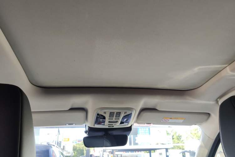 Used Wey VV6 2018 2.0T Two-Wheel-Drive Ultra-Luxury Version China V Standard Headliner