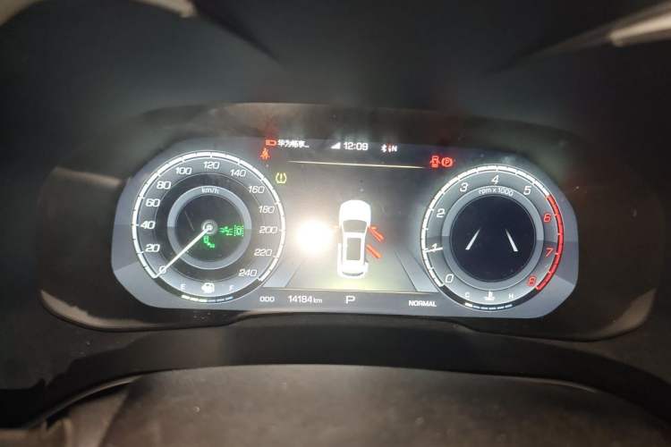 Used Wey VV6 2018 2.0T Two-Wheel-Drive Ultra-Luxury Version China V Standard Instrument Cluster