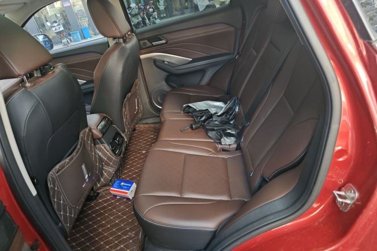 Used Wey VV6 2018 2.0T Two-Wheel-Drive Ultra-Luxury Version China V Standard Left Rear Seat