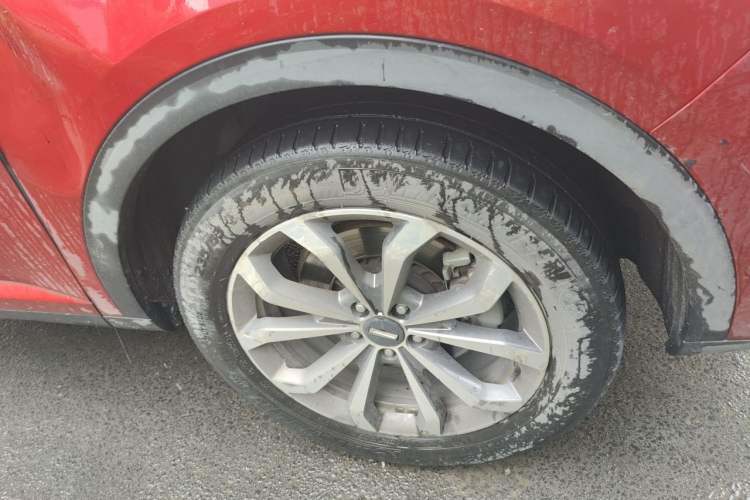 Used Wey VV6 2018 2.0T Two-Wheel Drive Flagship Version China V Standard Right Front Wheel Hub
