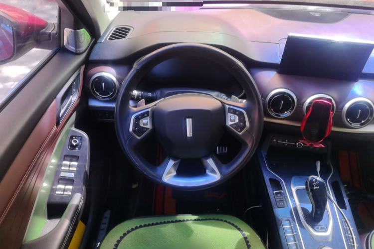 Used Wey VV6 2018 2.0T Two-Wheel Drive Flagship Version China V Standard Steering Wheel