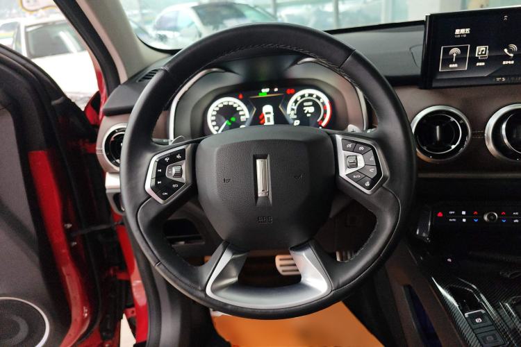Used Wey VV6 2018 2.0T Two-Wheel Drive Flagship Version China V Standard Steering Wheel