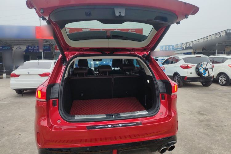 Used Wey VV6 2018 2.0T Two-Wheel-Drive Ultra-Luxury Version China V Standard Trunk
