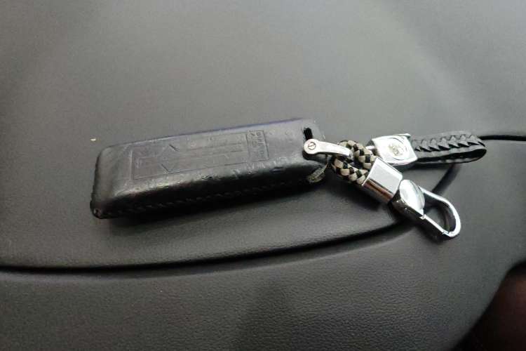 Used Wey VV6 2018 2.0T Two-Wheel Drive Flagship Version China V Standard Vehicle Key