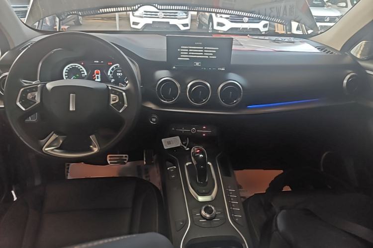 Used Wey VV6 2018 2.0T Two-Wheel-Drive Ultra-Luxury Version China V Standard Center Console