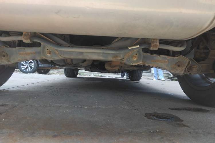 Used Wey VV6 2018 2.0T Two-Wheel Drive Flagship Version China V Standard Chassis Rear