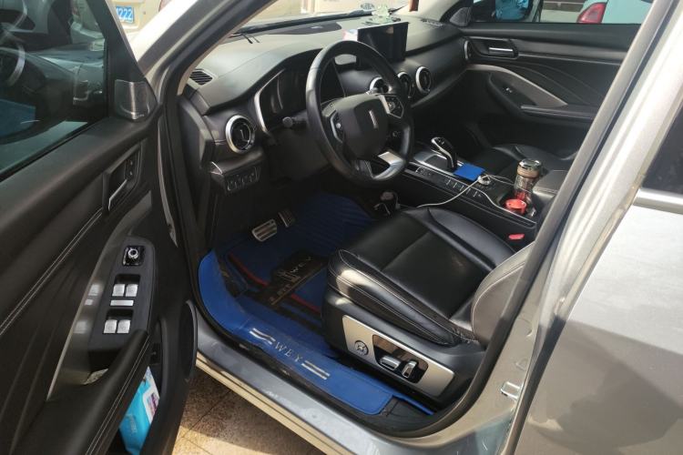 Used Wey VV6 2018 2.0T Two-Wheel-Drive Ultra-Luxury Version China V Standard Driver Seat