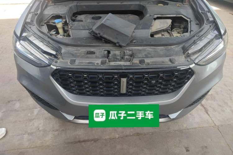 Used Wey VV6 2018 2.0T Two-Wheel Drive Flagship Version China V Standard Engine Bay