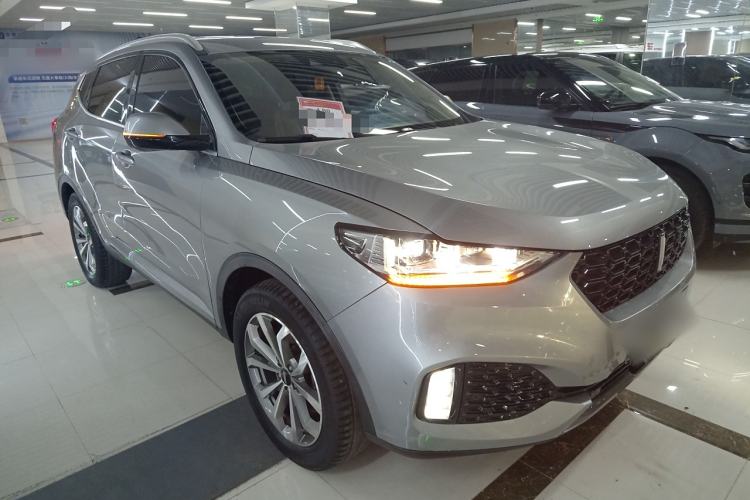 Used Wey VV6 2018 2.0T Two-Wheel-Drive Ultra-Luxury Version China V Standard Front Right 45 Deg