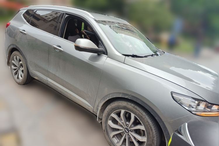 Used Wey VV6 2018 2.0T Two-Wheel-Drive Ultra-Luxury Version China V Standard Front Right 45 Deg