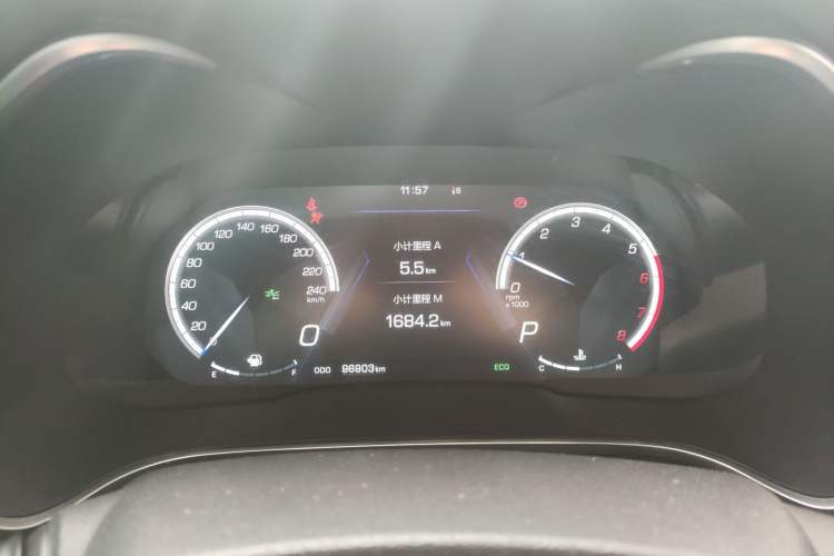 Used Wey VV6 2018 2.0T Two-Wheel-Drive Ultra-Luxury Version China V Standard Instrument Cluster