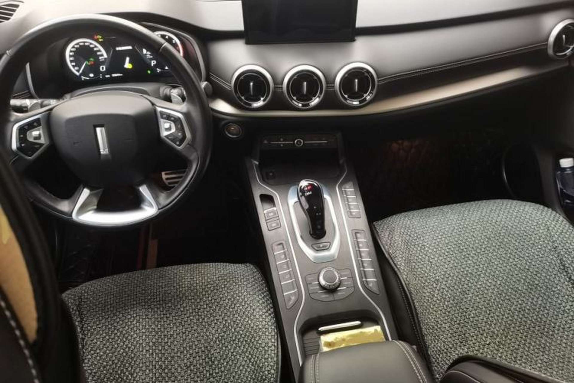 Used Wey VV6 2018 2.0T Four-Wheel Drive Flagship Version China V Standard Interior 4