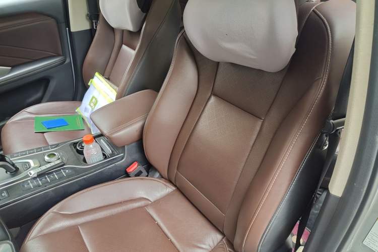 Used Wey VV6 2018 2.0T Two-Wheel-Drive Ultra-Luxury Version China V Standard Left Front Seat