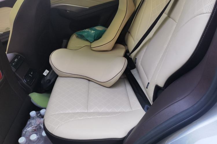 Used Wey VV6 2018 2.0T Two-Wheel Drive Flagship Version China V Standard Left Rear Seat