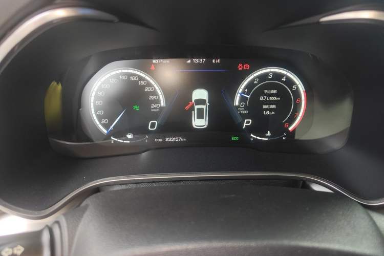 Used Wey VV6 2018 2.0T Two-Wheel Drive Flagship Version China V Standard Odometer Close Up