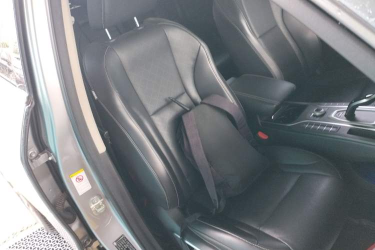 Used Wey VV6 2018 2.0T Two-Wheel Drive Flagship Version China V Standard Right Front Seat