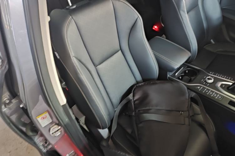Used Wey VV6 2018 2.0T Two-Wheel-Drive Ultra-Luxury Version China V Standard Right Front Seat