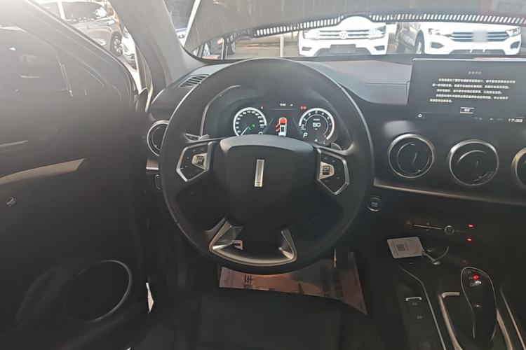 Used Wey VV6 2018 2.0T Two-Wheel-Drive Ultra-Luxury Version China V Standard Steering Wheel