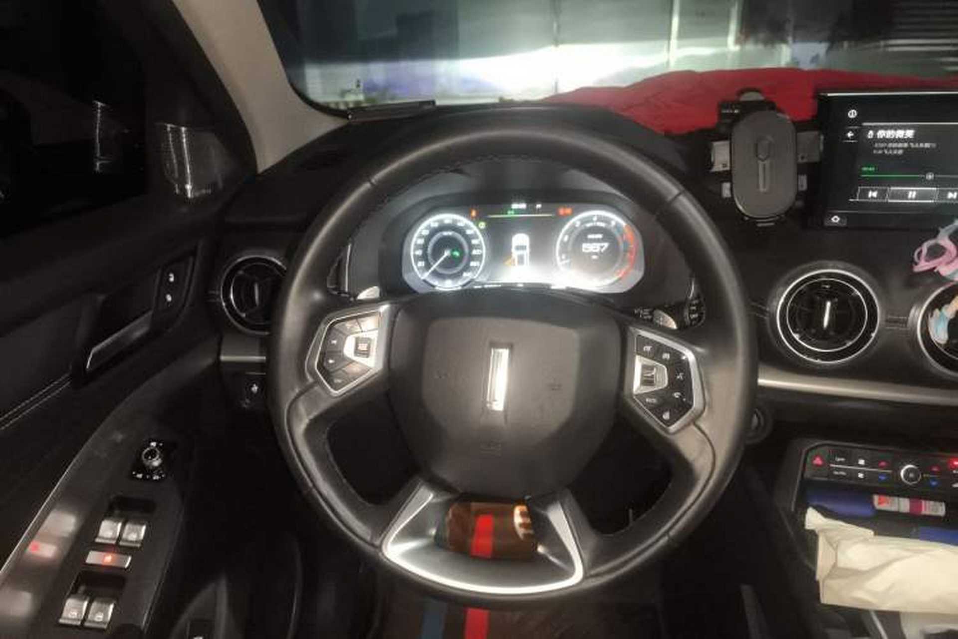 Used Wey VV6 2018 2.0T Two-Wheel Drive Flagship Version China V Standard Steering Wheel