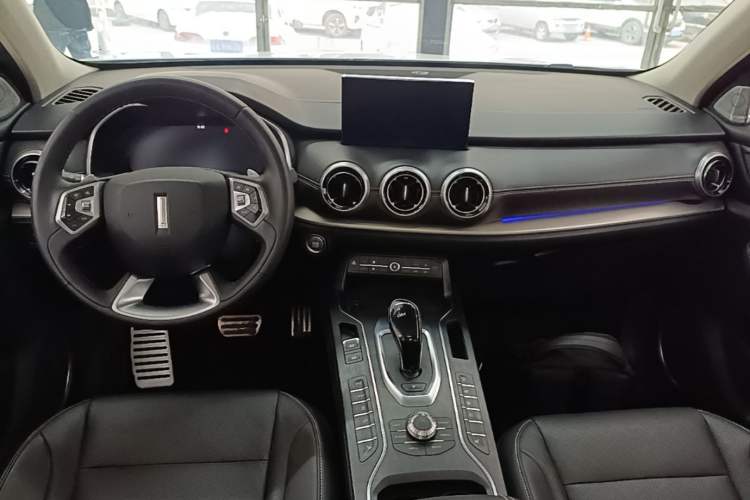 Used Wey VV6 2018 2.0T Two-Wheel-Drive Ultra-Luxury Version China V Standard Center Console