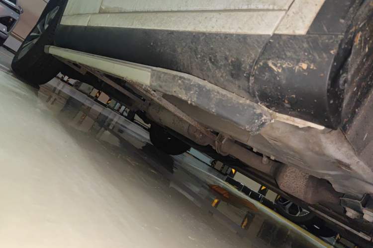 Used Wey VV6 2018 2.0T Four-Wheel Drive Flagship Version China V Standard Chassis Front Right