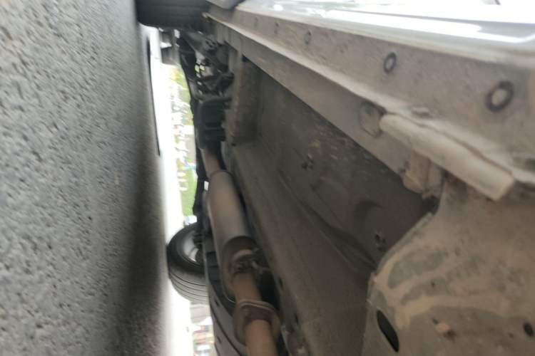 Used Wey VV6 2018 2.0T Two-Wheel Drive Flagship Version China V Standard Chassis Front Right