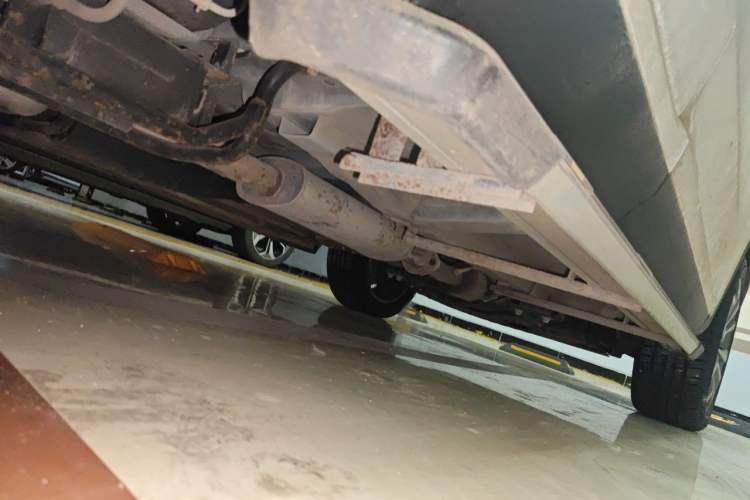 Used Wey VV6 2018 2.0T Four-Wheel Drive Flagship Version China V Standard Chassis Rear Right